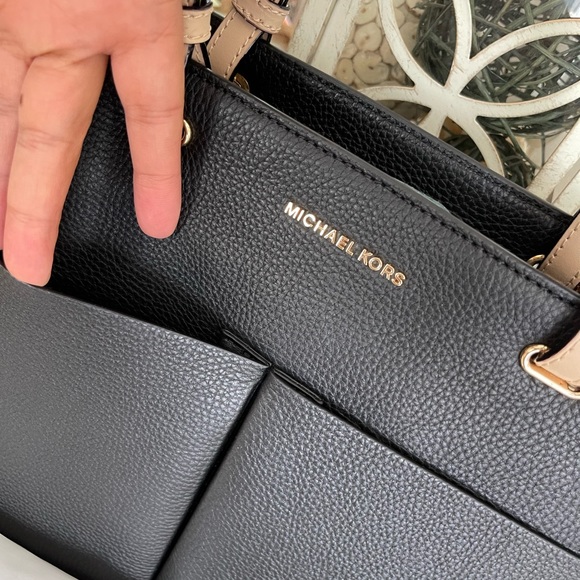 New 🖤 mk Bedford M top zip pocket pebbled leather tote - Picture 5 of 11